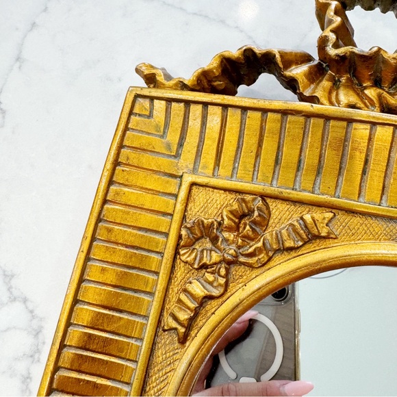 Vintage gold tone gilded framed mirror - Picture 3 of 7